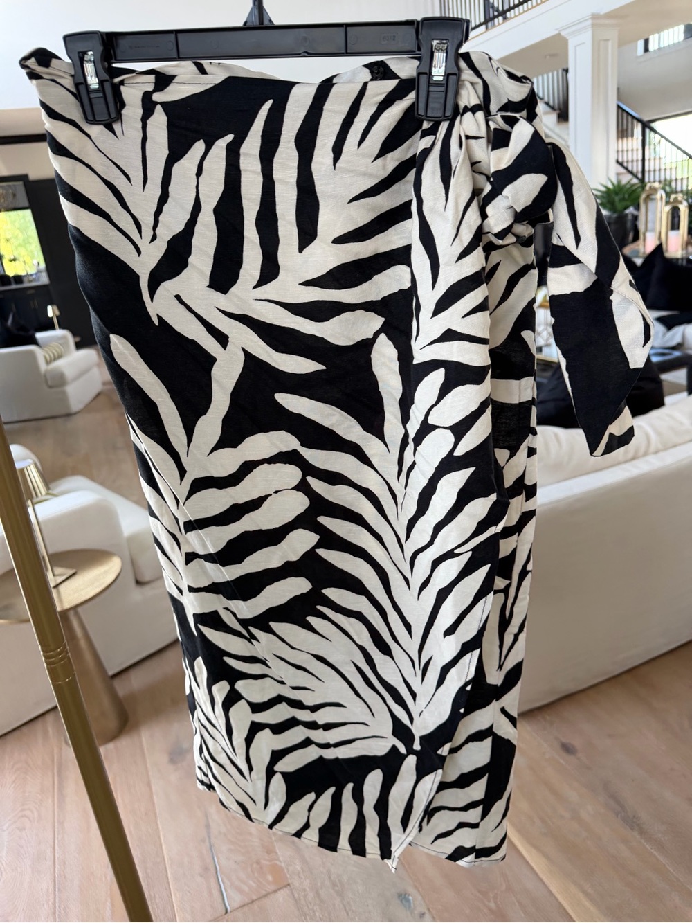 H&M Black and White Tropical Print Wrap Skirt